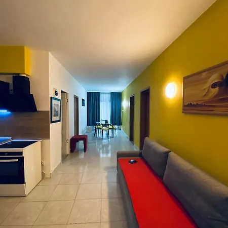 Unirii - Old Town * Βουκουρέστι