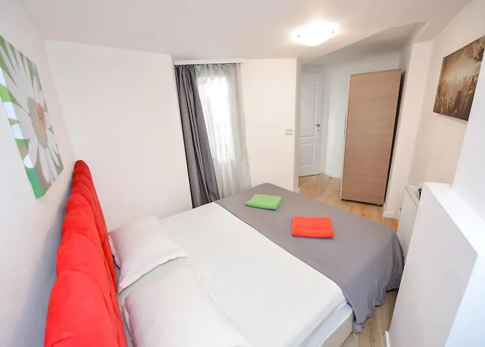 Unirii - Old Town Bukarest