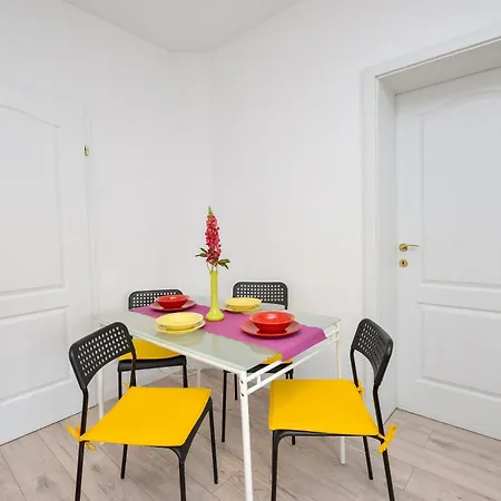 Unirii - Old Town Apartment